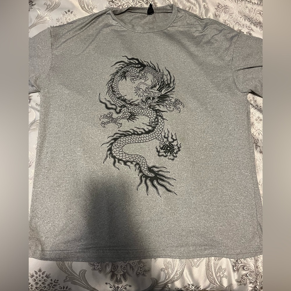 Large Womens Grey Short Sleeve Tee